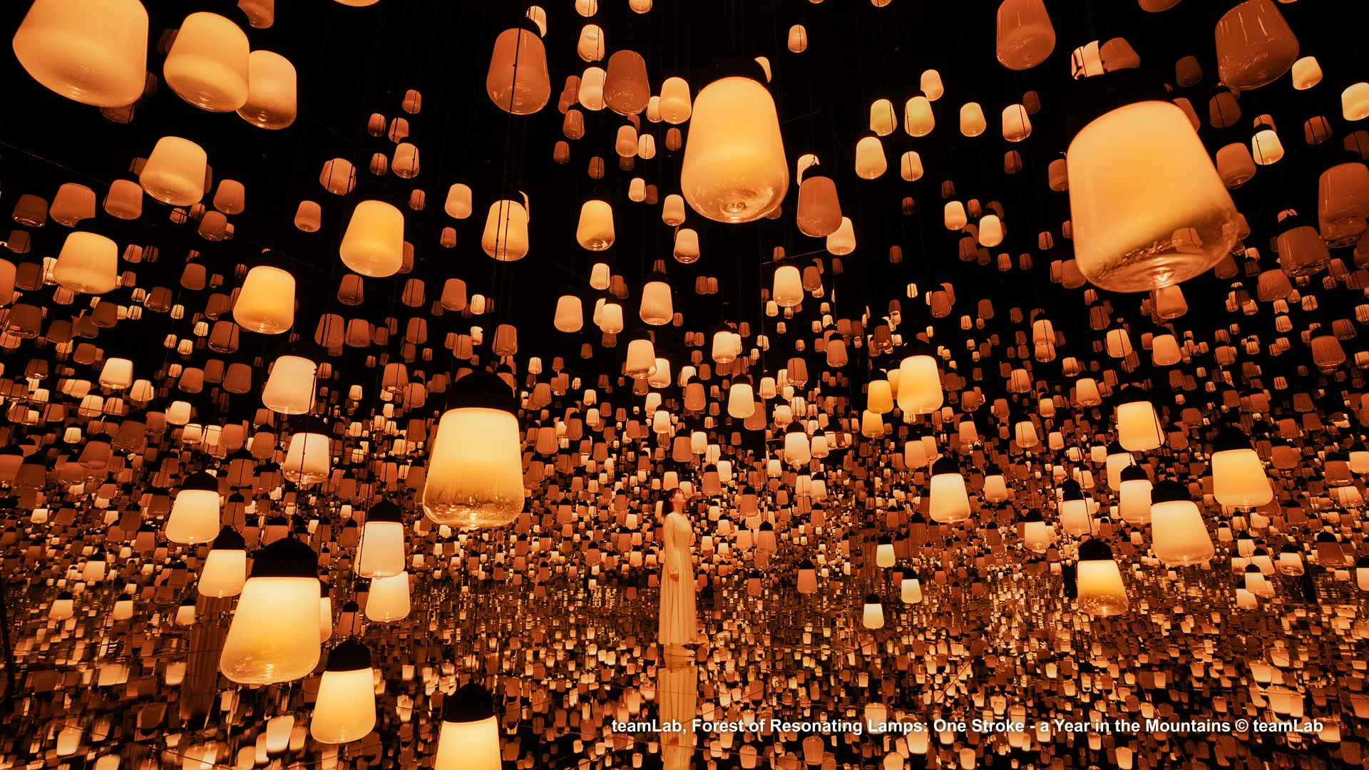 浮遊画像3（一番上）